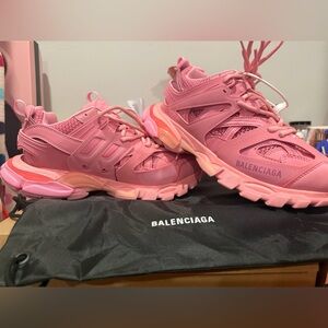 Balenciaga Women's Light Pink Sneakers